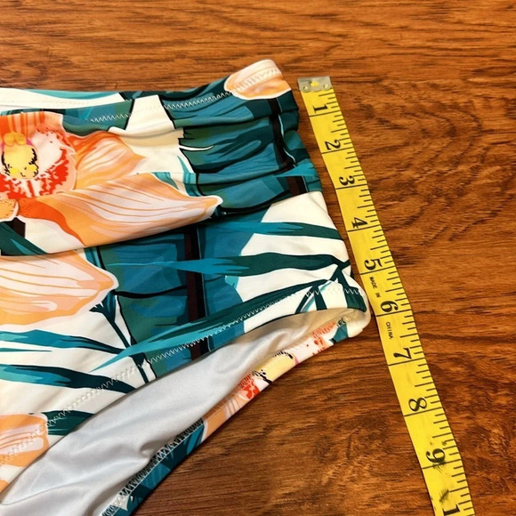 Cupshe High Waisted Floral Plus Size Bikini Bottom 1X - Picture 6 of 9